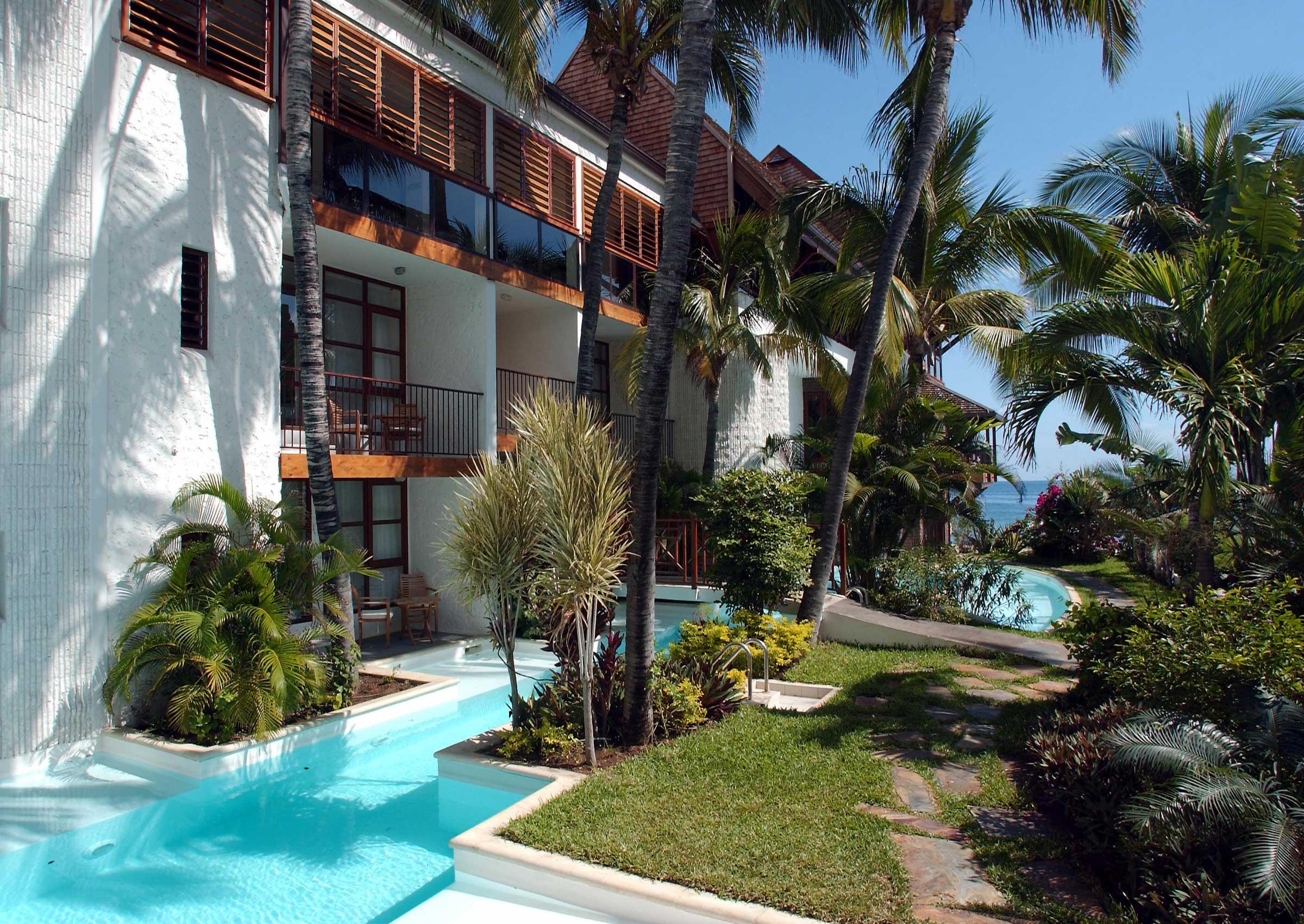 Le Saint Alexis - Reunion - List